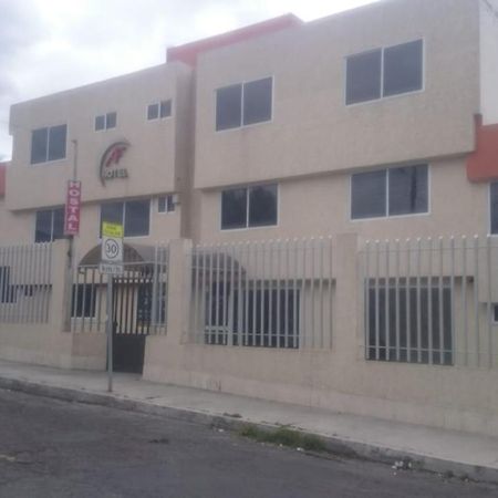 Hostal La Perla Del Sur Quito Exterior foto