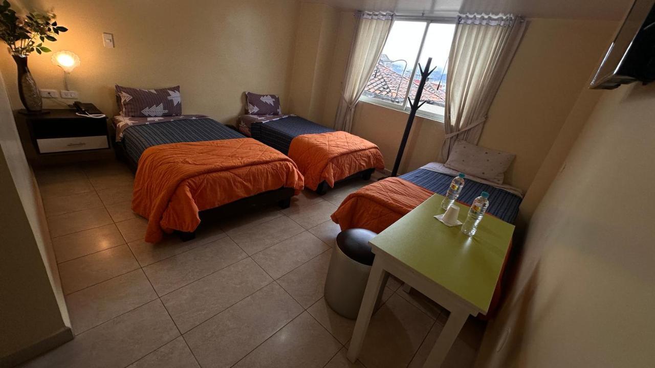 Hostal La Perla Del Sur Quito Exterior foto